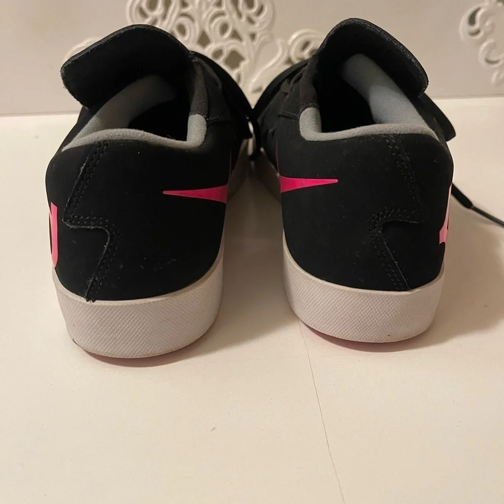 KD Nike sneakers . Hot pink and black
